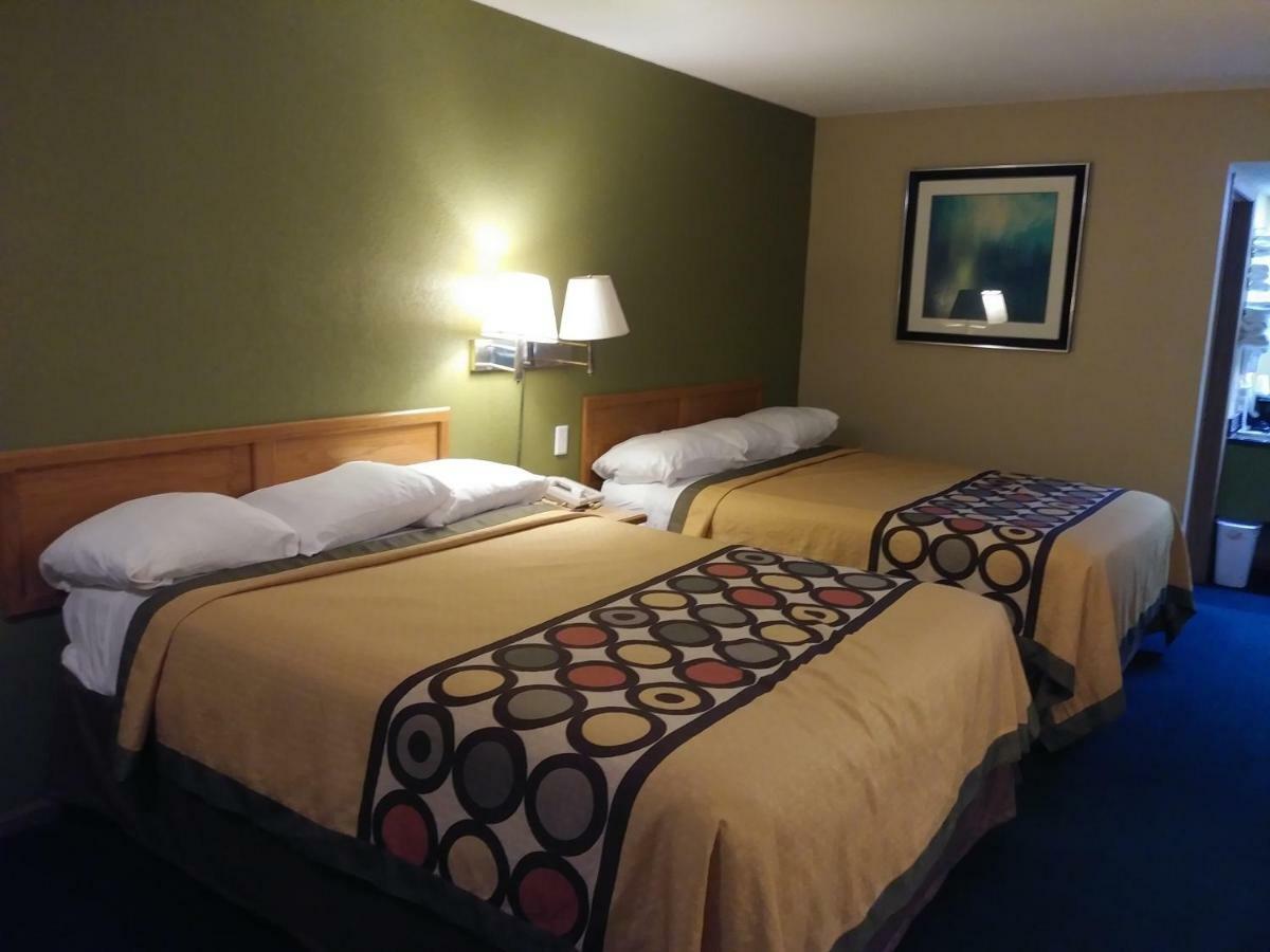 Budgetel Inn & Suites Butler Exterior foto